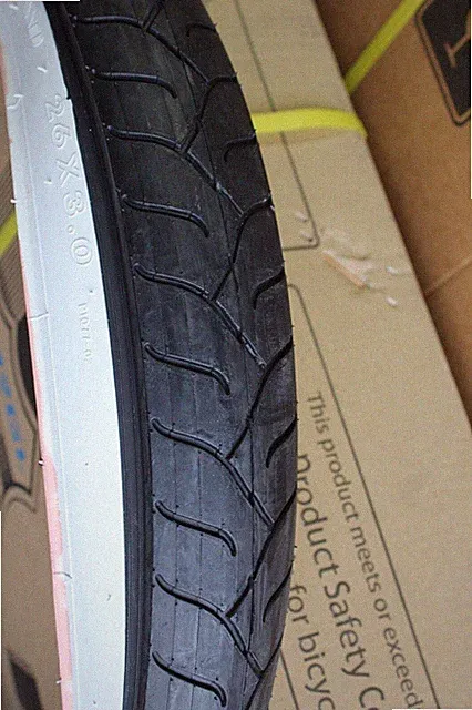 26” x 3” Bike Tire White Sidewall Beach Cruiser Bicycle 40 TPI Wan Da Tires