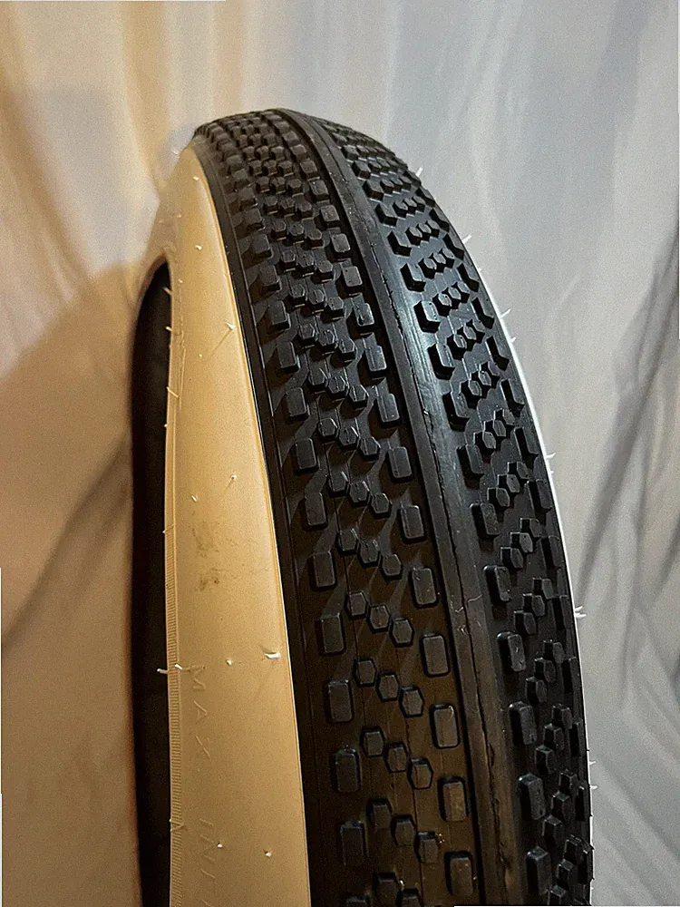 26” x 4” WD P1215 hybrid, bicycle fat tire White Wall 40 TP IEbike Recommend