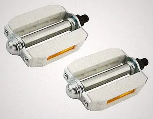 ABSOLUTE BICYCLE BLOCK PVC PEDALS 507 IN WHITE/CHROME COMPATIBLE WITH 1/2 CRANK.