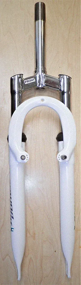 GROUND ASSAULT 26" WHITE BICYCLE SUSPENSION FORK BIKE PARTS 651