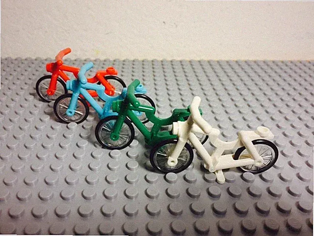 Lego 4 City Mini Figures Town Green,azure,red,white Color Bicycle / Riding Cycle