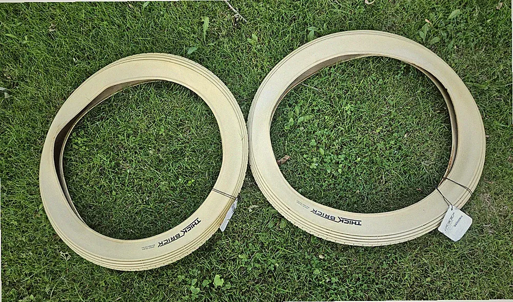 NOS FELT 24"x3" Thickbrick Thick Brick Bicycle Tires Antique White Cruiser Set