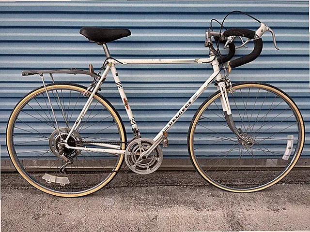 Vintage Peugeot Touring Bike - White Steel 54 cm Frame - 27 in Wheel - 10 Speed